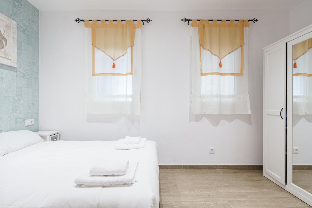 Homeabout Atocha Apartment Madrid Esterno foto